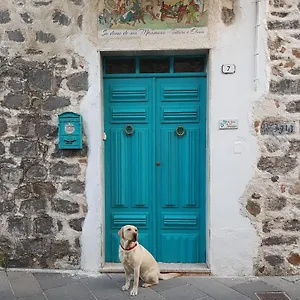  Bed and breakfast Sa Domo De Sos Massaios