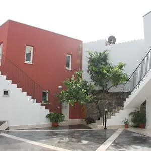 Alojamento de Acomodação e Pequeno-almoço Casa Saba, Orosei